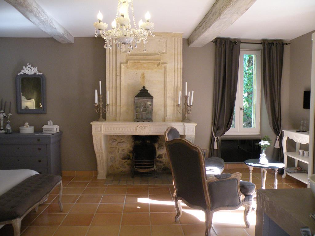Moulin De Rioupassat Chambres D'Hotes De Charme Rauzan Room photo